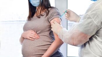 واکسن کرونا باعث افزایش احتمال سقط جنین نمی‌شود